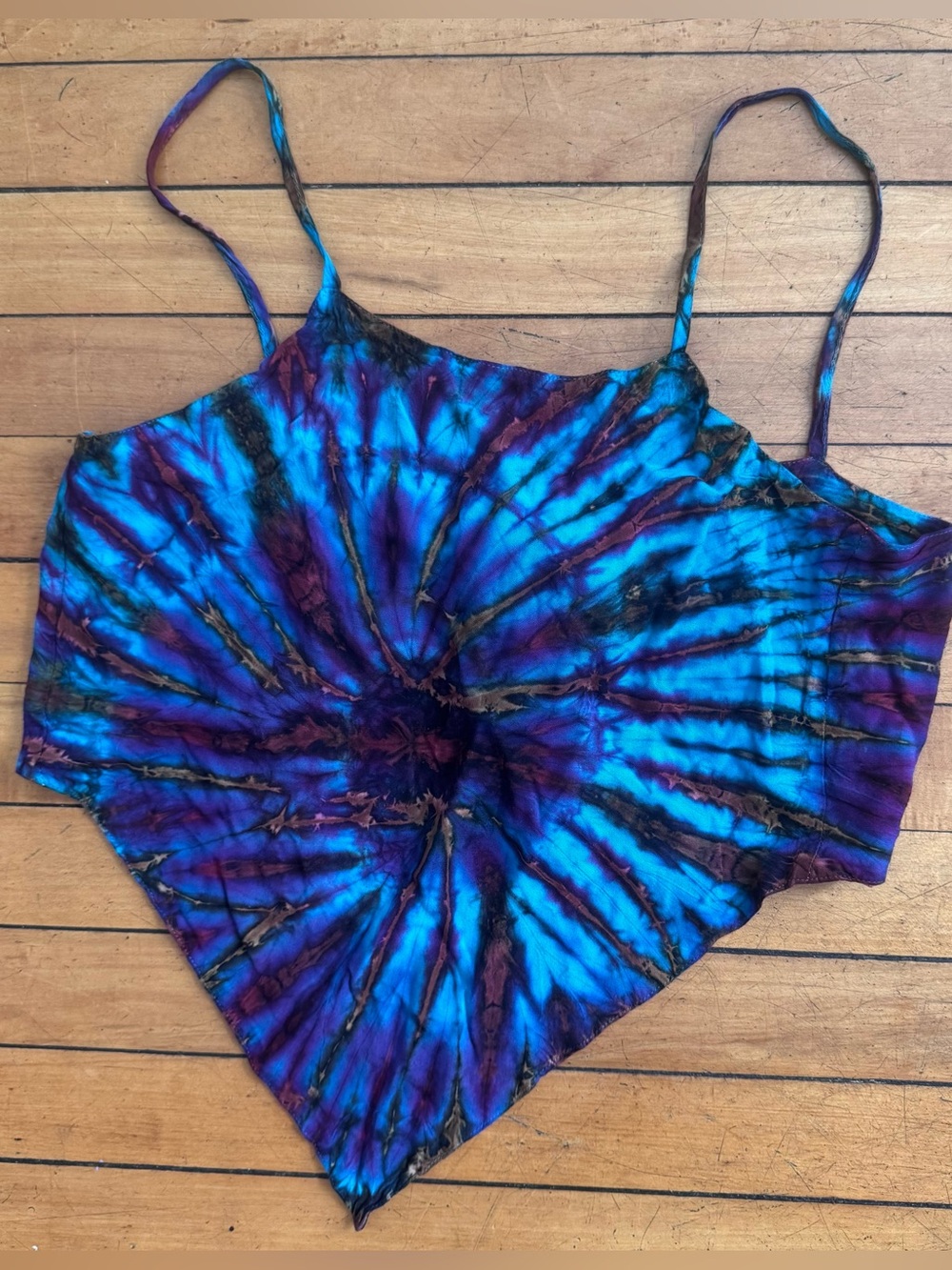 Mexicali Blues Tie-Dye Top cropped v shape open tie back blue boho